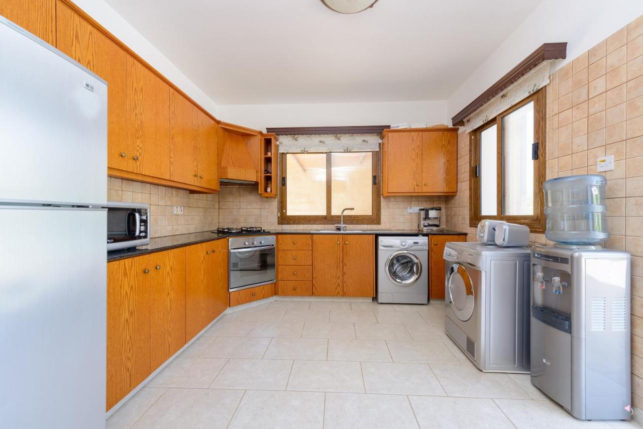 Villa Sam Ayia Napa Exterior photo
